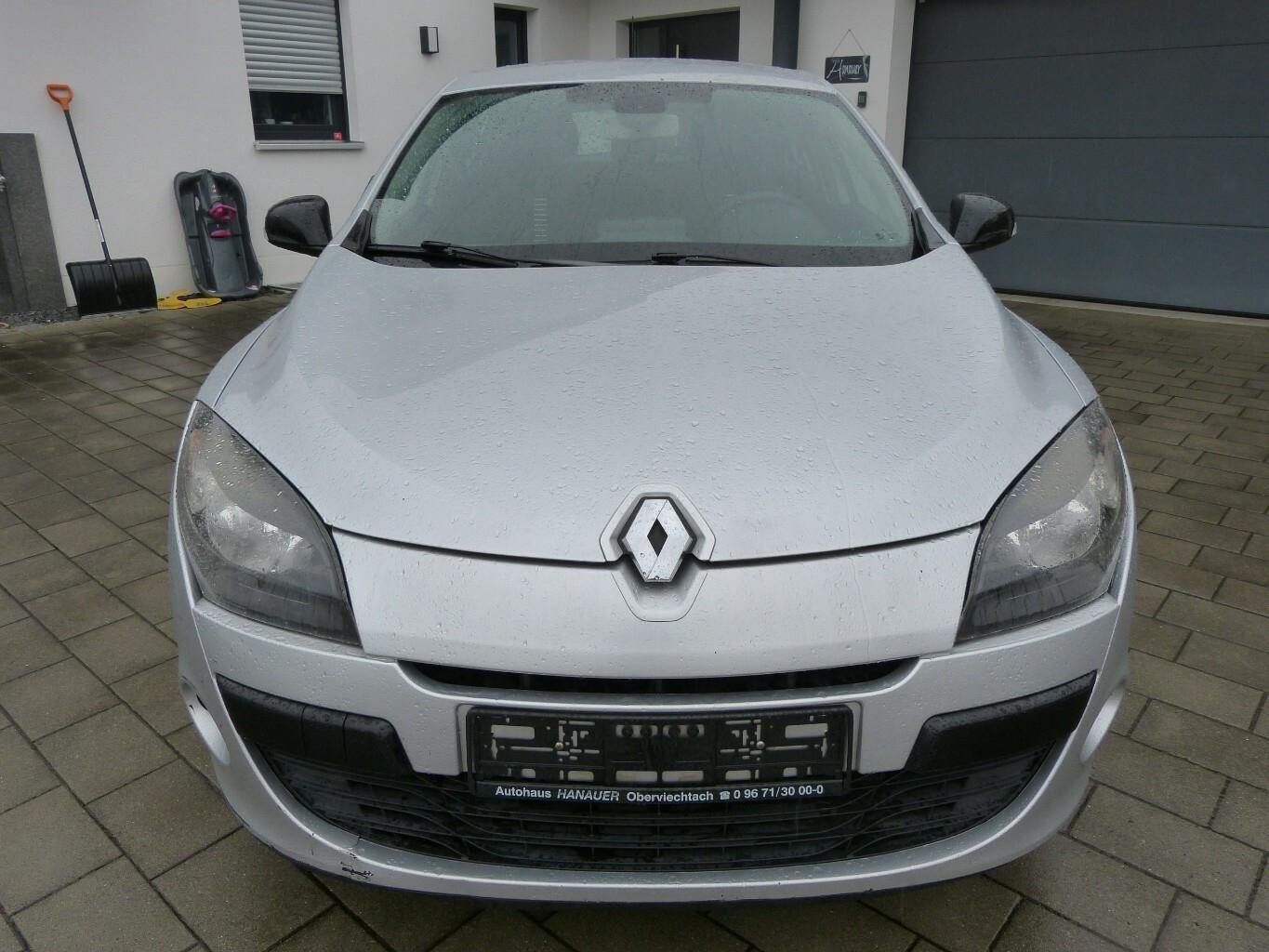 Renault Megane 2014 — engine 1.461 cm³, 110 HP (81kW)