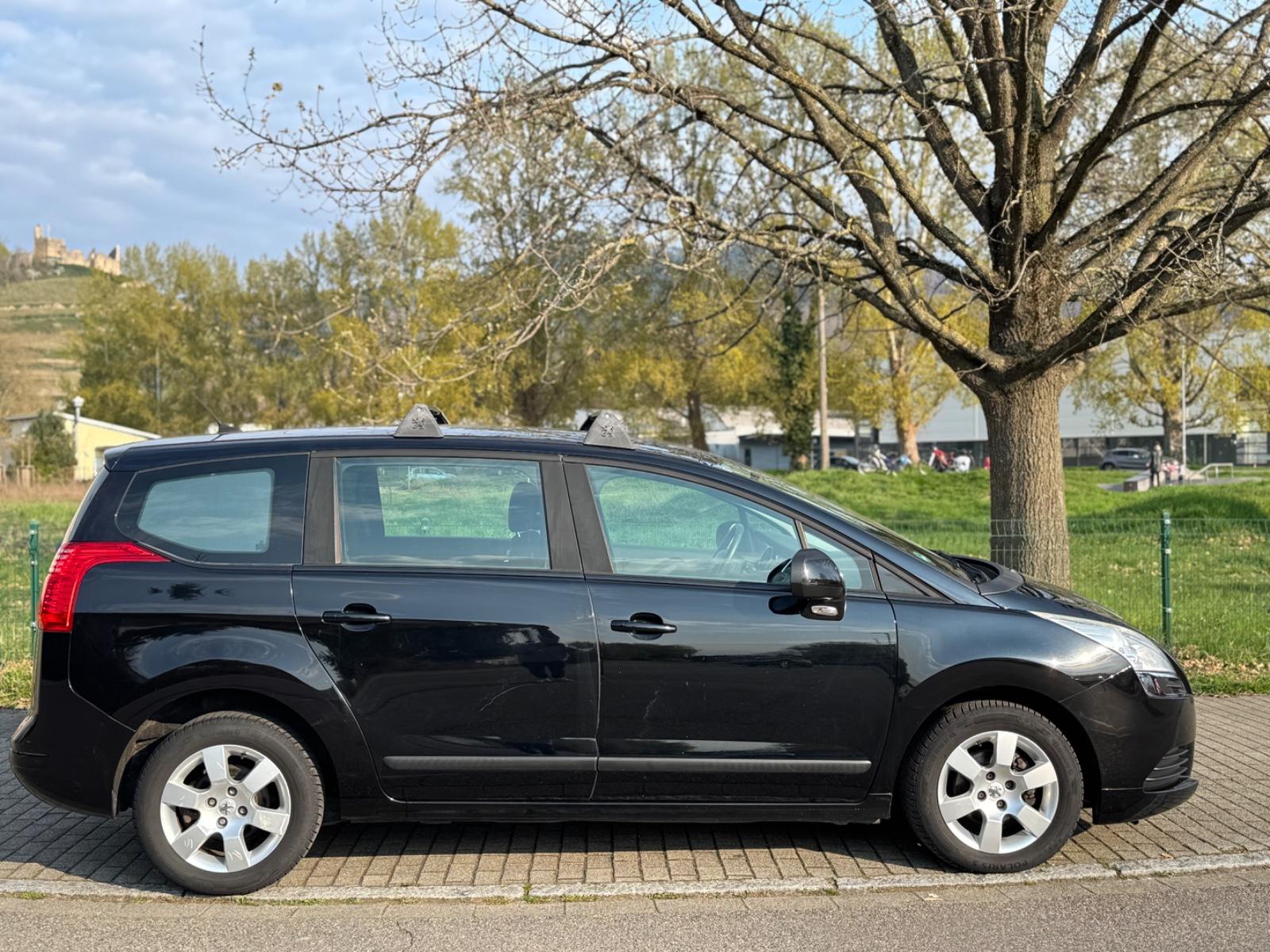 Peugeot 5008 2013 — photo 8