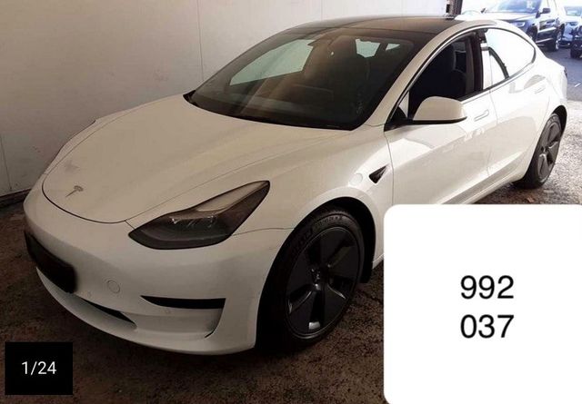 Tesla Model 3 Standart Plus Mopf 60Wh Shanghai Wärmep.