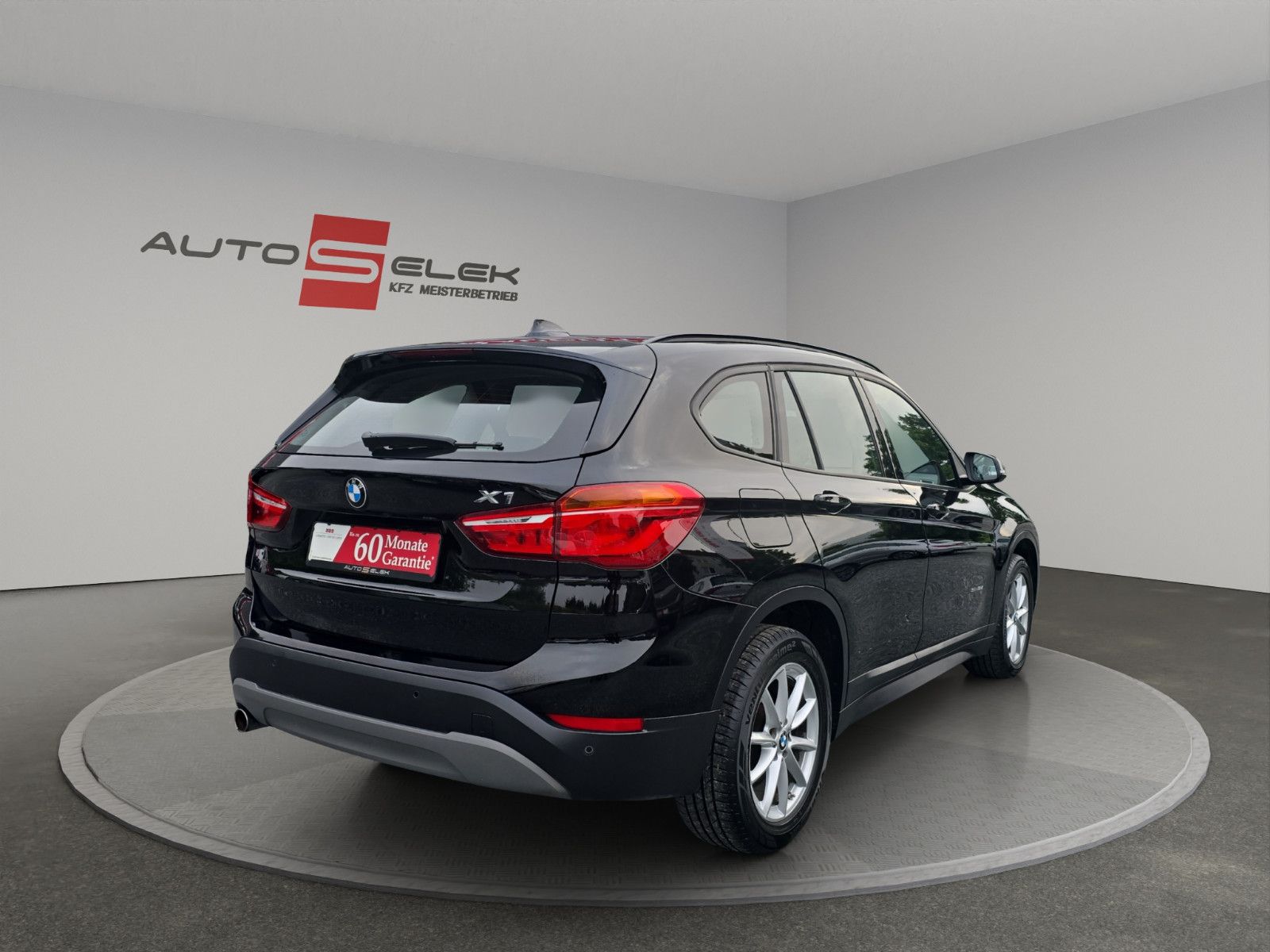 Fahrzeugabbildung BMW X1 sDrive 18d Advantage NAVI TEMPOMAT KLIMA PDC