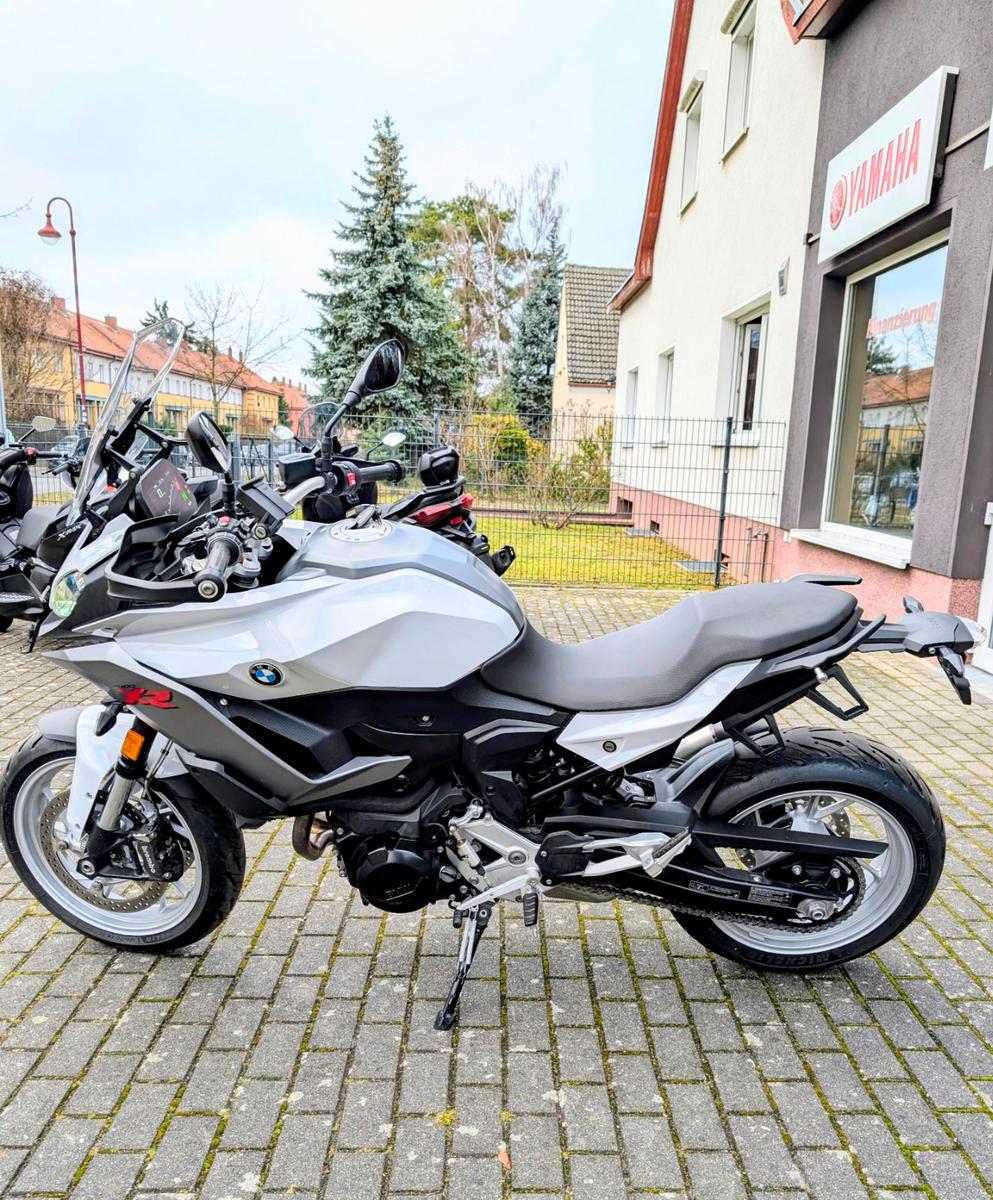 BMW F900 XR 250 Km , tiefe Sitzbank