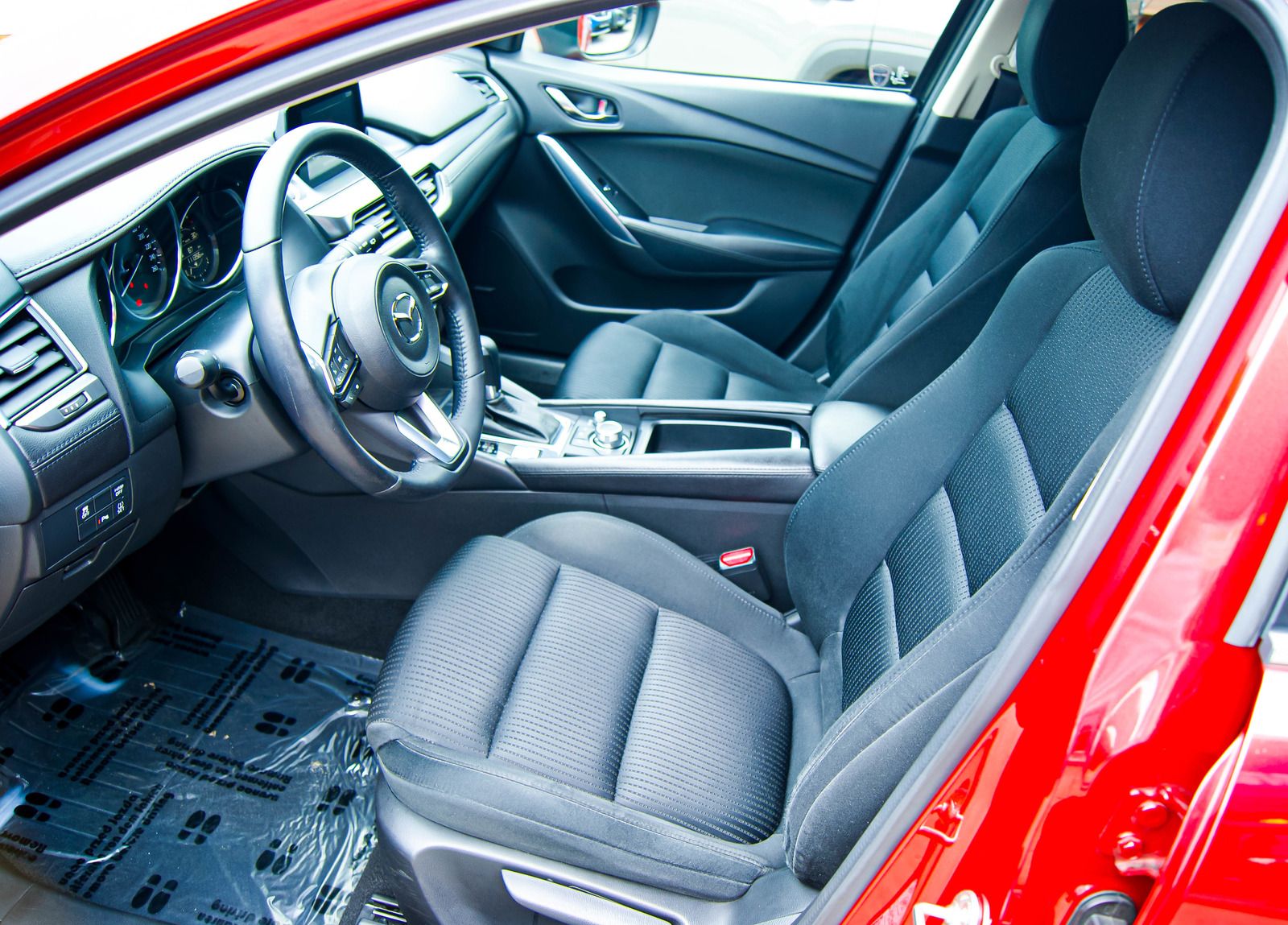 Fahrzeugabbildung Mazda 6 Kombi 2.0 Skyactiv-G 165 Kizoku IQ-LED 1.HAND