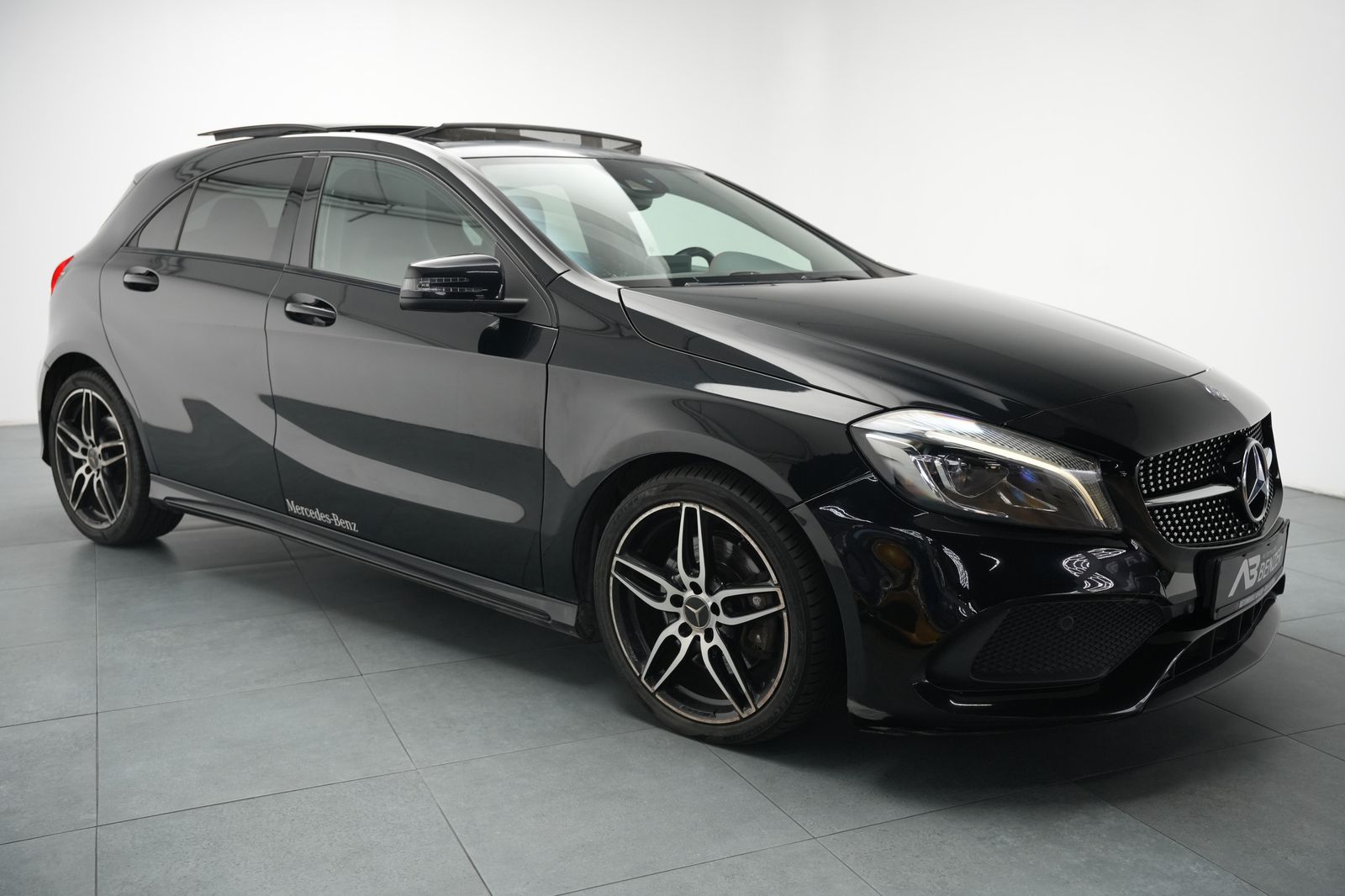 Fahrzeugabbildung Mercedes-Benz A A 220 CDI *AMG-Paket*Automatik*Panorama*SHZ*