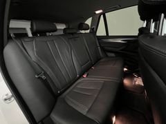 BMW X5 30d M SPORT / 4x4 /1./ NUR 26.tKM /GARANTIE BMW X5 30d M SPORT / 4x4 /1./ NUR 26.tKM /GARANTIE
