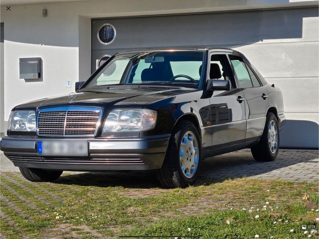 Mercedes-Benz E 320