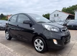 Kia Picanto Attract Sportsitze Sport Lenkrad - gebrauchte Kia Picanto aus dem Jahr 2012