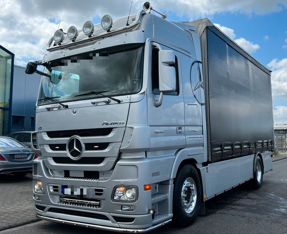 Mercedes-Benz Actros 1855 *Drei Pedalen*V8*