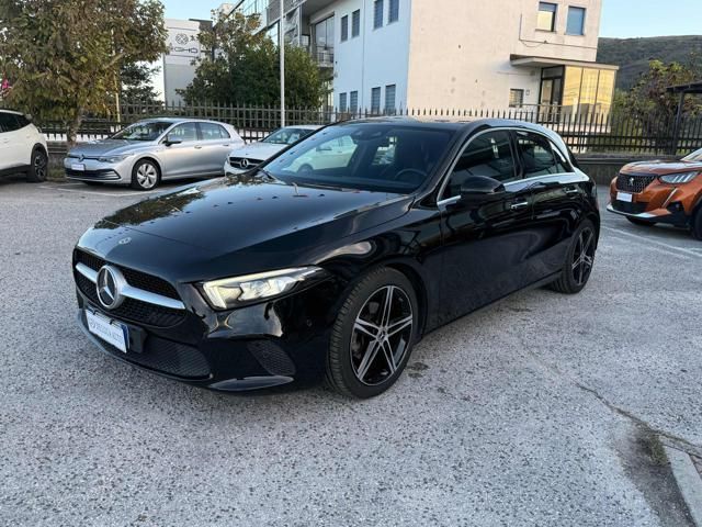 Mercedes-Benz MERCEDES-BENZ A 180 Automatic Sport SCONTO ROTTA imagem 3