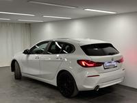 BMW 118i Advantage Panoramadach DAB LED Klimaaut.