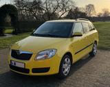 Skoda Fabia COMBI 1.2/TÜV NEU/Klima/Tempomat/AUX - Skoda Fabia: Gelb