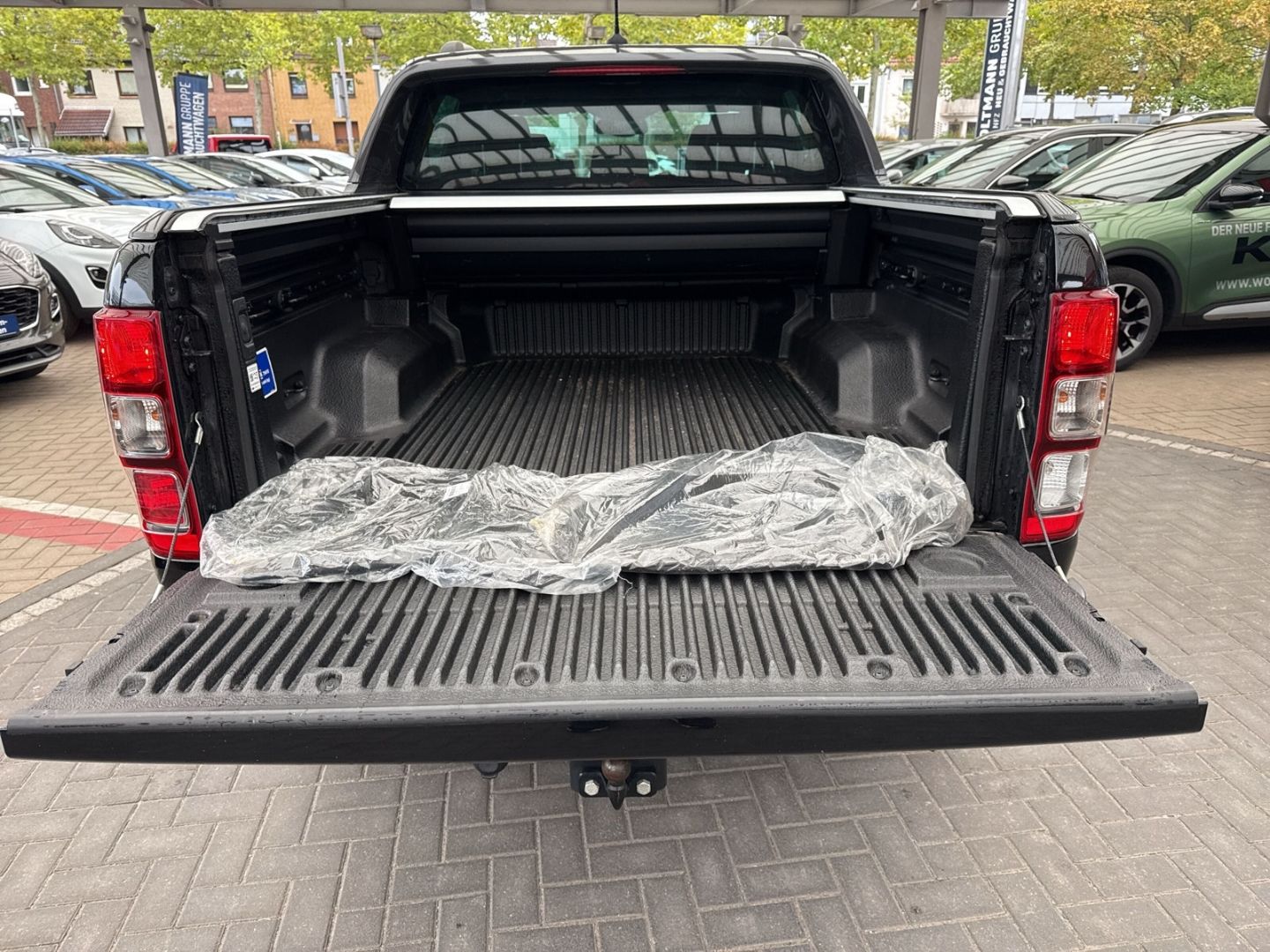 Fahrzeugabbildung Ford Ranger Wildtrak DoKa 4x4 AHK Navi Leder LED ACC