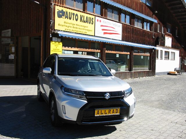 Suzuki Vitara Allrad Neues Modell gr. Navigation Sofort