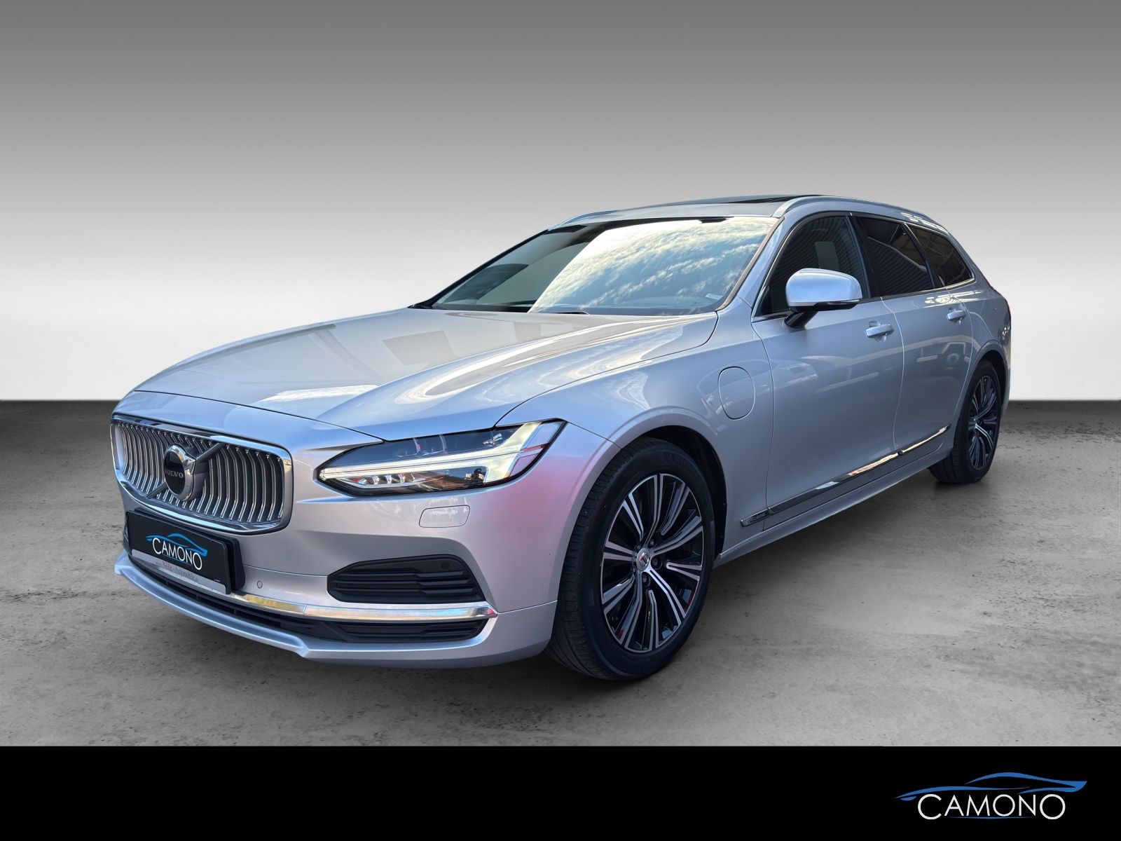 Volvo V90 T8 Hybrid AWD R-Design Pano Leder H&K Kamera