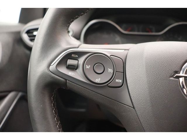 Fahrzeugabbildung Opel Crossland 1.2 Elegance AUT PANO LED NAVI