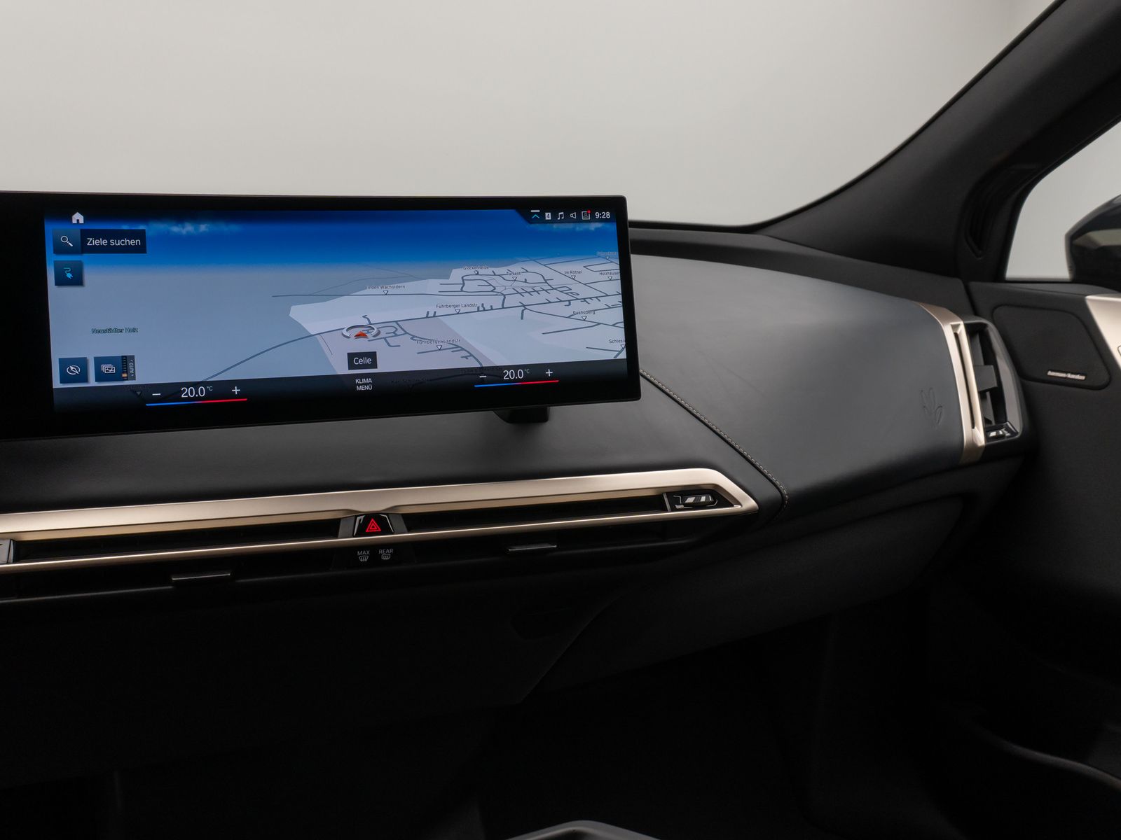 Fahrzeugabbildung BMW iX xD40 Panorama 360°DAB H/K Laser ACC AHK Sport