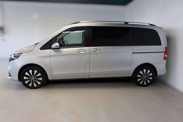 Mercedes V 220 - 4