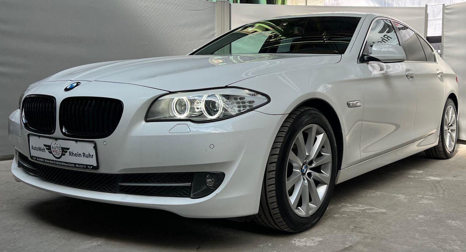 BMW 528 i 530i Leder Xenon Komfortzugang PDC Alarm