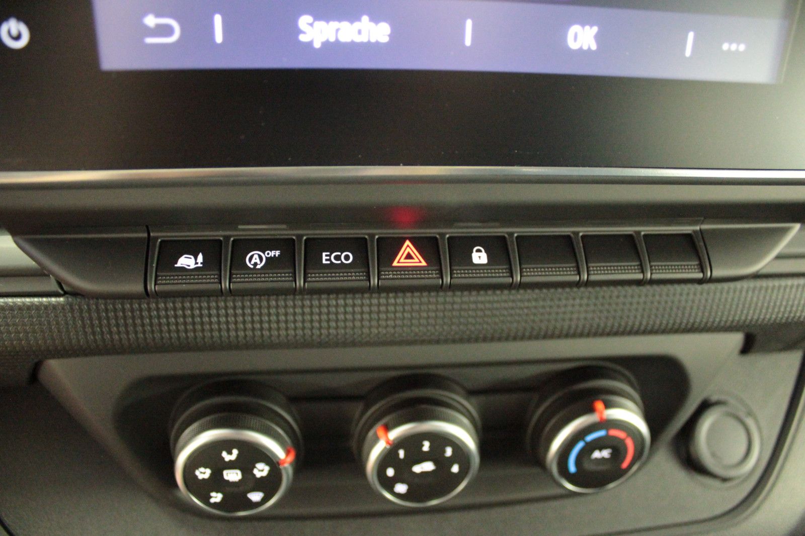 Fahrzeugabbildung Renault Trafic Dci 150 Grdt Evolution *Rollstuhlrampe*