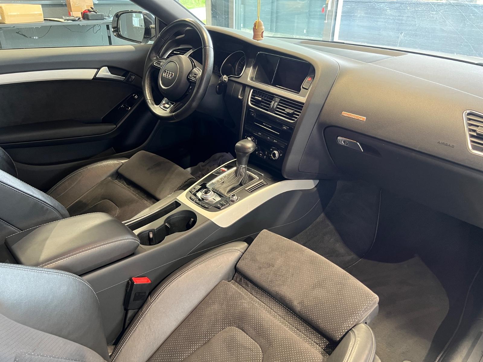 Audi A5 Coupe 2.0 TFSI quattro