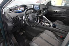 Fahrzeugabbildung Peugeot 5008 Allure 1.2T NAVI/LED/PDC/AHK/7-SITZER/TEMPO