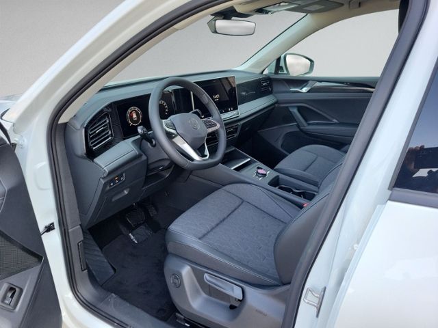Tiguan 1.5 eTSI DSG AHK+RFK+NAVI+eHECK+ACC+KEYLE