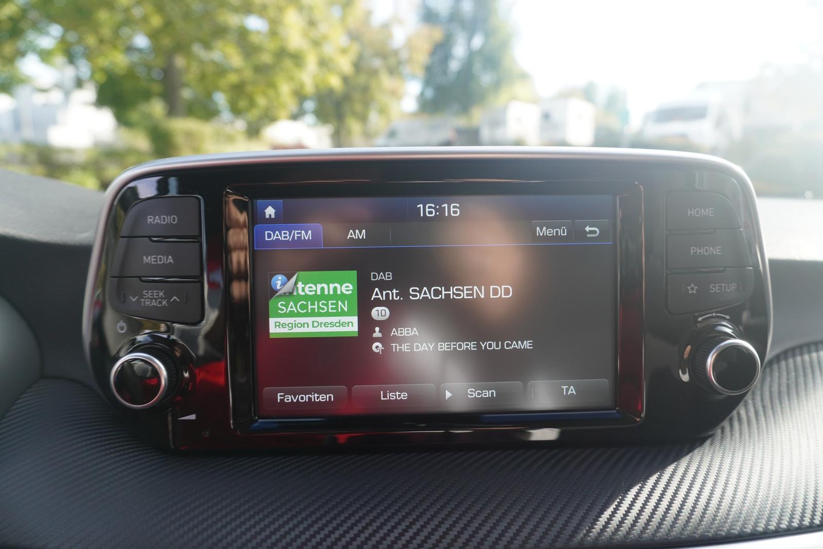 Hyundai Tucson 1.6 T-GDI Navi Kamera AHK DAB Sitzheizung