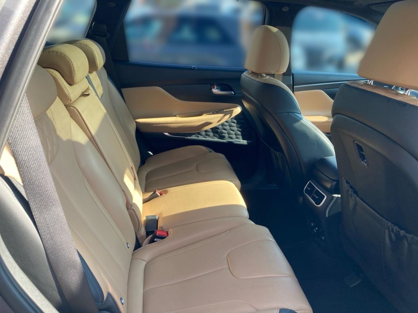 Fahrzeugabbildung Hyundai SANTA FE Signature Plug-In Hybrid 4WD, AHK El. P