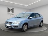 Ford Focus 1.6 Lim. Ghia TEMP/KLIMA/SERV/ZV+TÜV 07.26 - Ford Focus aus 2005: Ghia