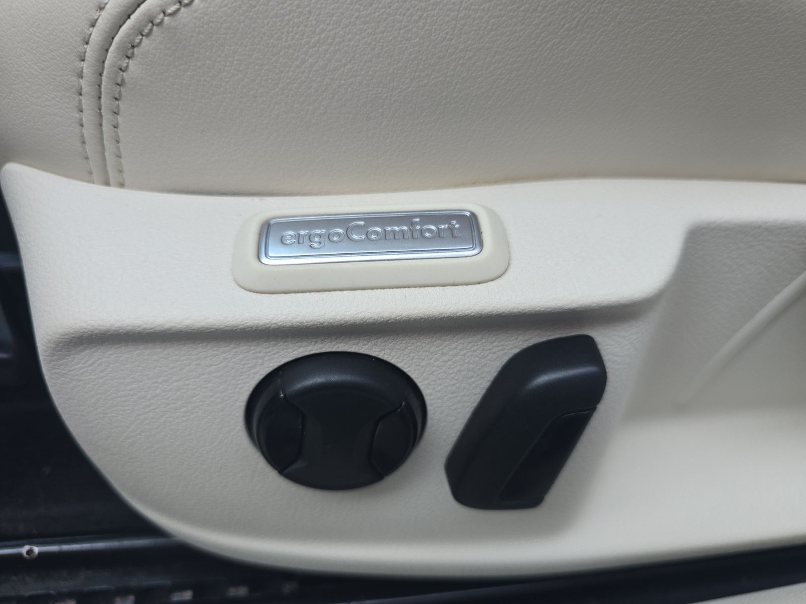 Fahrzeugabbildung Volkswagen Passat Variant Alltrack BMT/Start-Stopp 4Motion