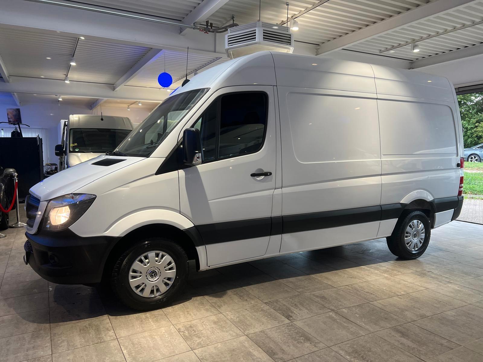 Mercedes-Benz Sprinter 316 CDI Hochdach*AHK*Navi*Klima*Regal*