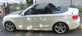 BMW gepflegtes Cabrio 120i, weiß, schwarz foliert - BMW 120 von privat