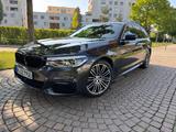 BMW 530d xDrive M-Paket*Standhz*Sitzbel*H/K*360° - BMW 530: Kombi, 530d M Paket