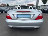 Mercedes-Benz SLK 200 Cabrio BlueEfficiency*Leder*64Tkm*1 Hand - silberne Mercedes-Benz SLK 200