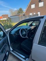 Volkswagen Ich verkaufe einen Golf 4, Preis: 1300 - Volkswagen Golf Sportsvan mit Benzin-Antrieb: Kleinwagen