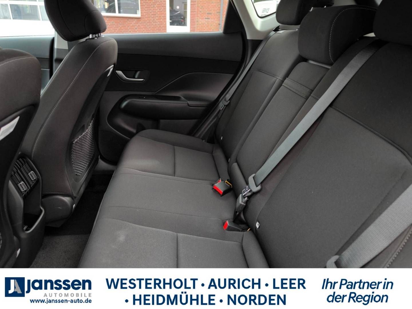 Fahrzeugabbildung Hyundai KONA SX2 HEV TREND Assistenz-Paket