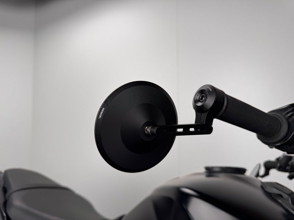 Fahrzeugabbildung Yamaha MT-09 *IXIL-ABGASANLAGE *WILBERS FEDERBEIN