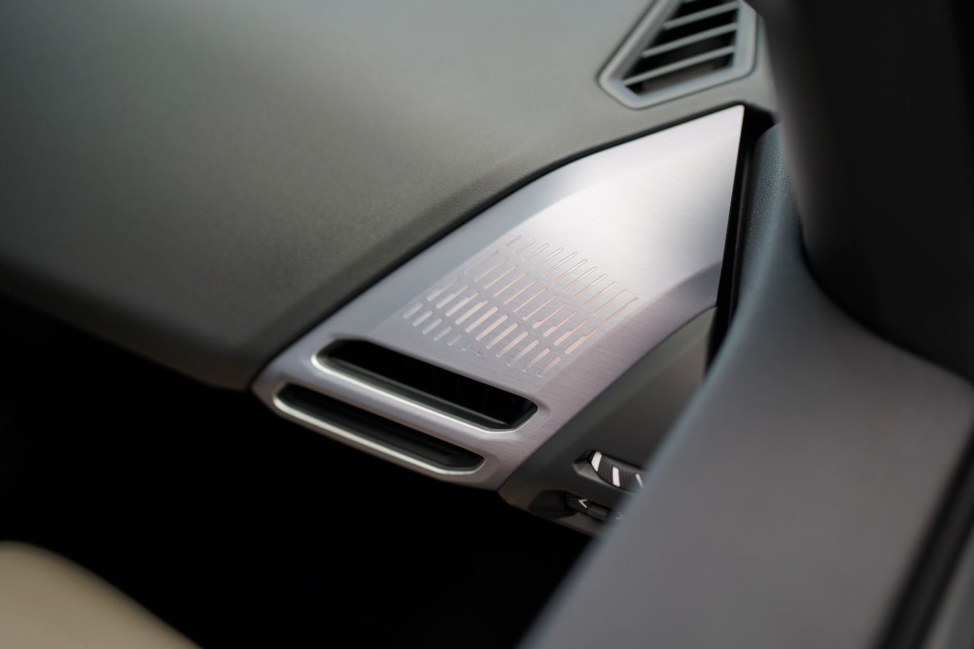 Fahrzeugabbildung BMW 120d +LED+Komfortzugang+DrivingAssist+Aktivsitz+