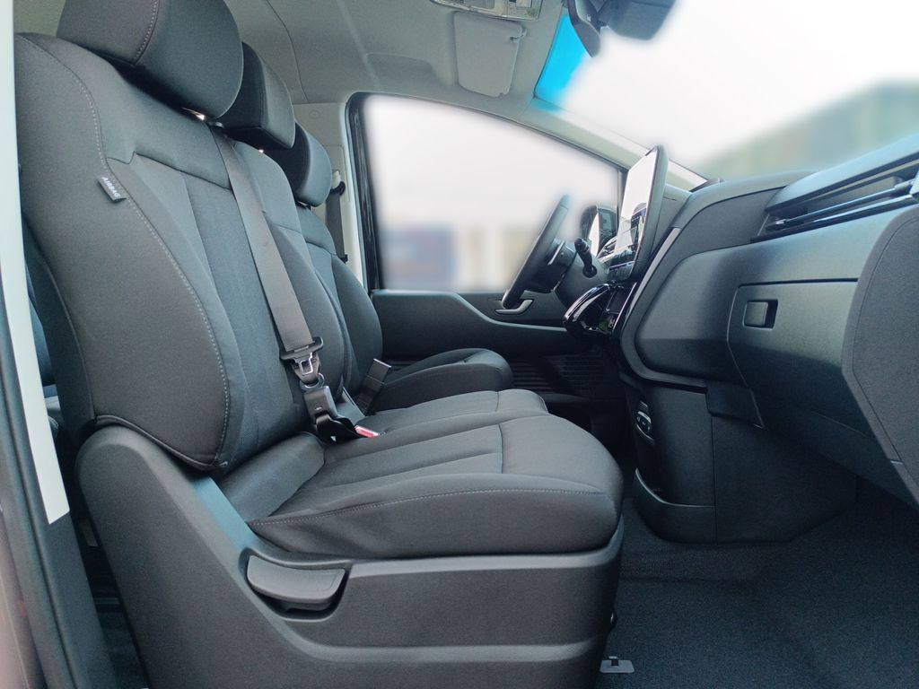 HYUNDAI Staria 1.6 T-GDI Hybrid Navi