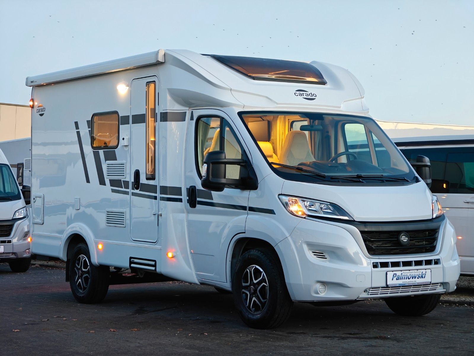 Fahrzeugabbildung Carado T-135 - SAT, TV, 2x Batterie, Solar, Automatik!