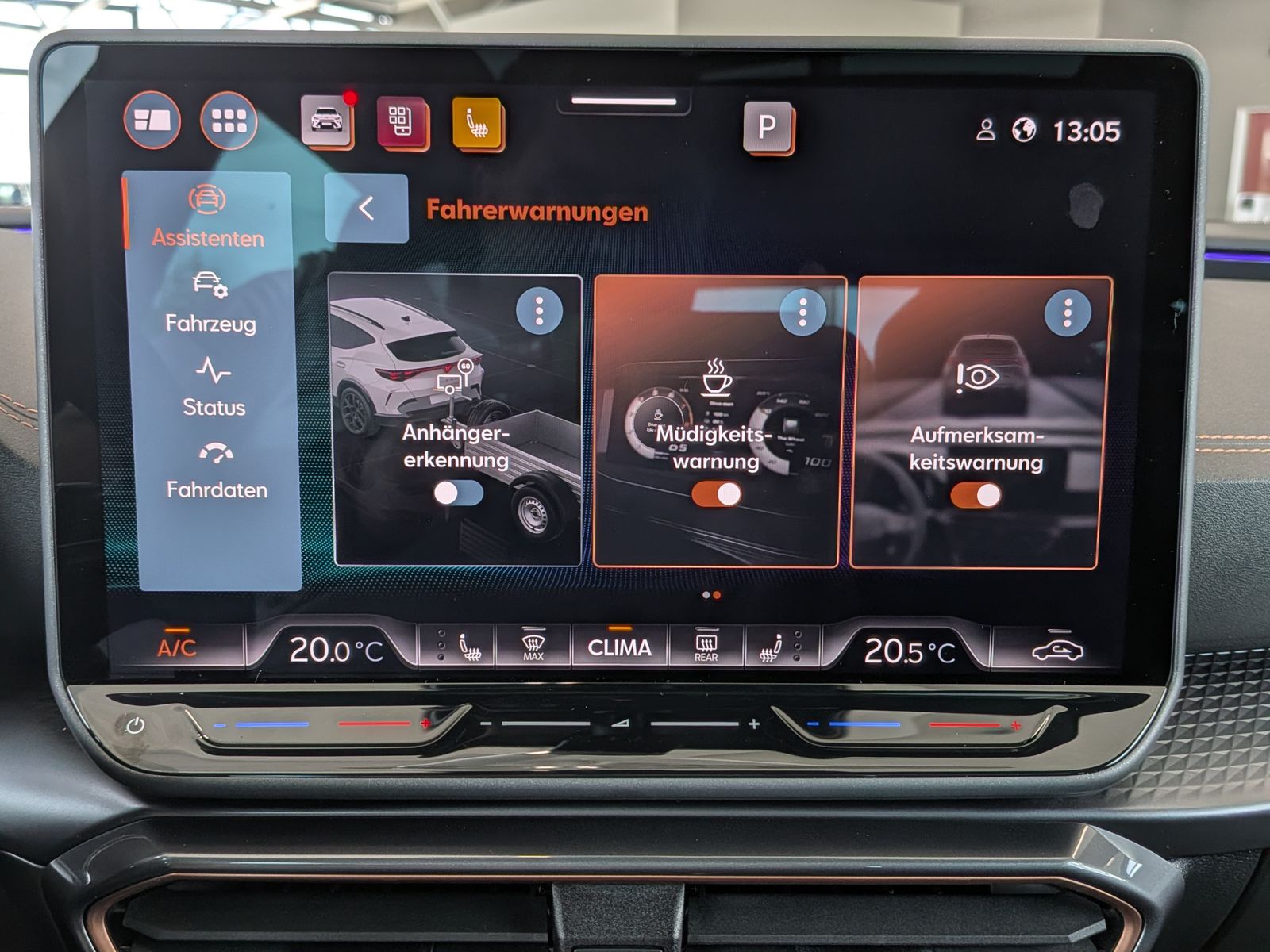 Fahrzeugabbildung CUPRA Formentor 1.5 eTSI Pano Sennh DCC Matrix AHK 19"