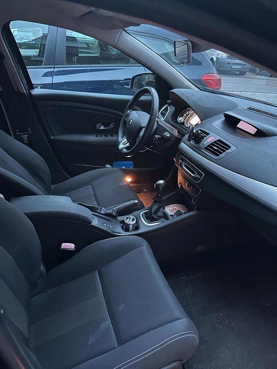 Renault Megane 2009 — photo 7