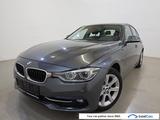 BMW 318 i Aut. Navi Sport-Seats KeylessGo Klima PDC - BMW 318 mit Benzin-Antrieb: Limousine
