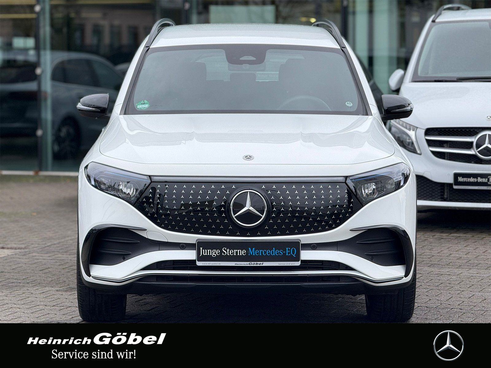 Fahrzeugabbildung Mercedes-Benz EQB 300 4M AMG*7-SITZER*FAP*KAMERA*ADV-SOUNDSYST
