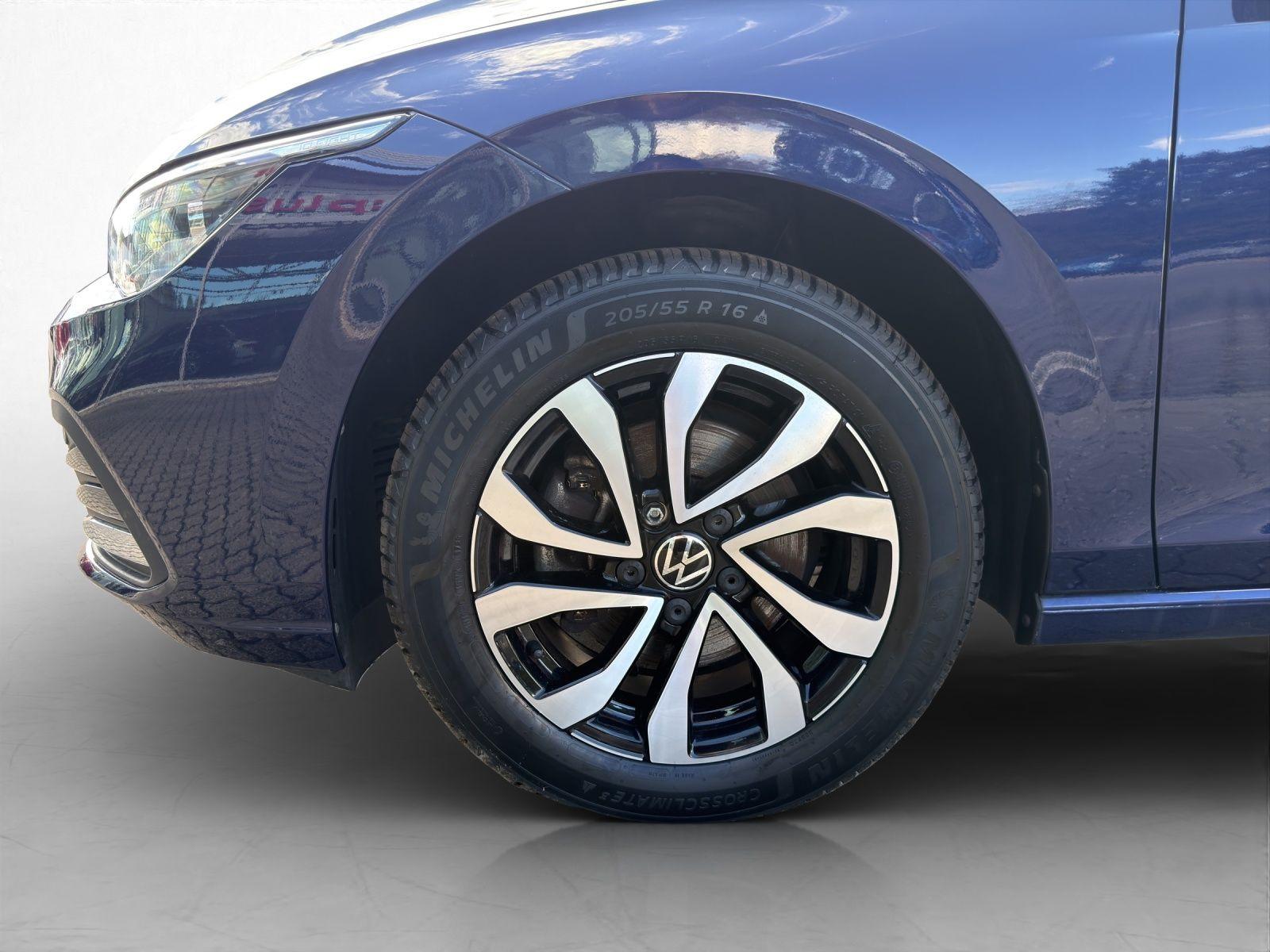 Volkswagen Golf VIII 1.5 TSI ACTIVE*IQ.LIGHT*PANO*KAMERA*PD, миниатюра 12