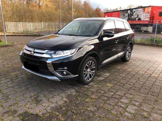 Mitsubishi Outlander 2.0 Benzin Automatik AHK