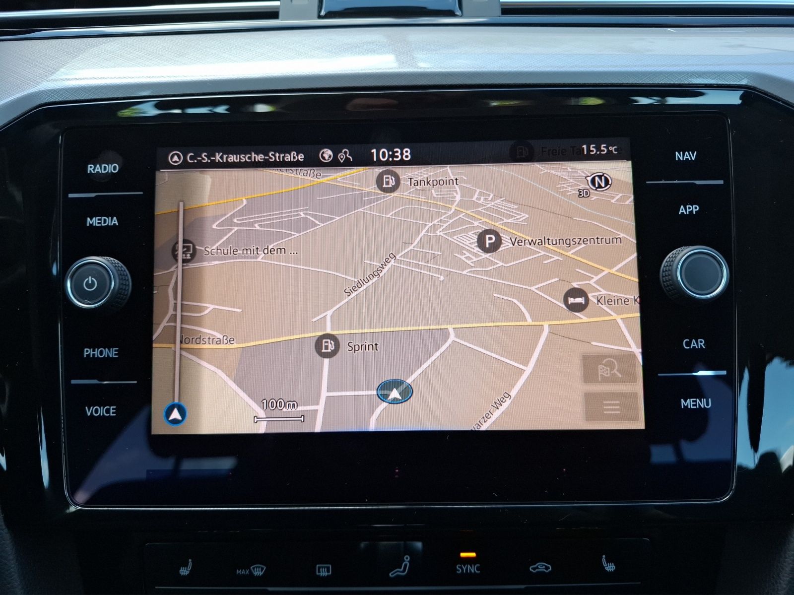 Fahrzeugabbildung Volkswagen Passat Variant GTE LED Navi ACC RFK SH LM