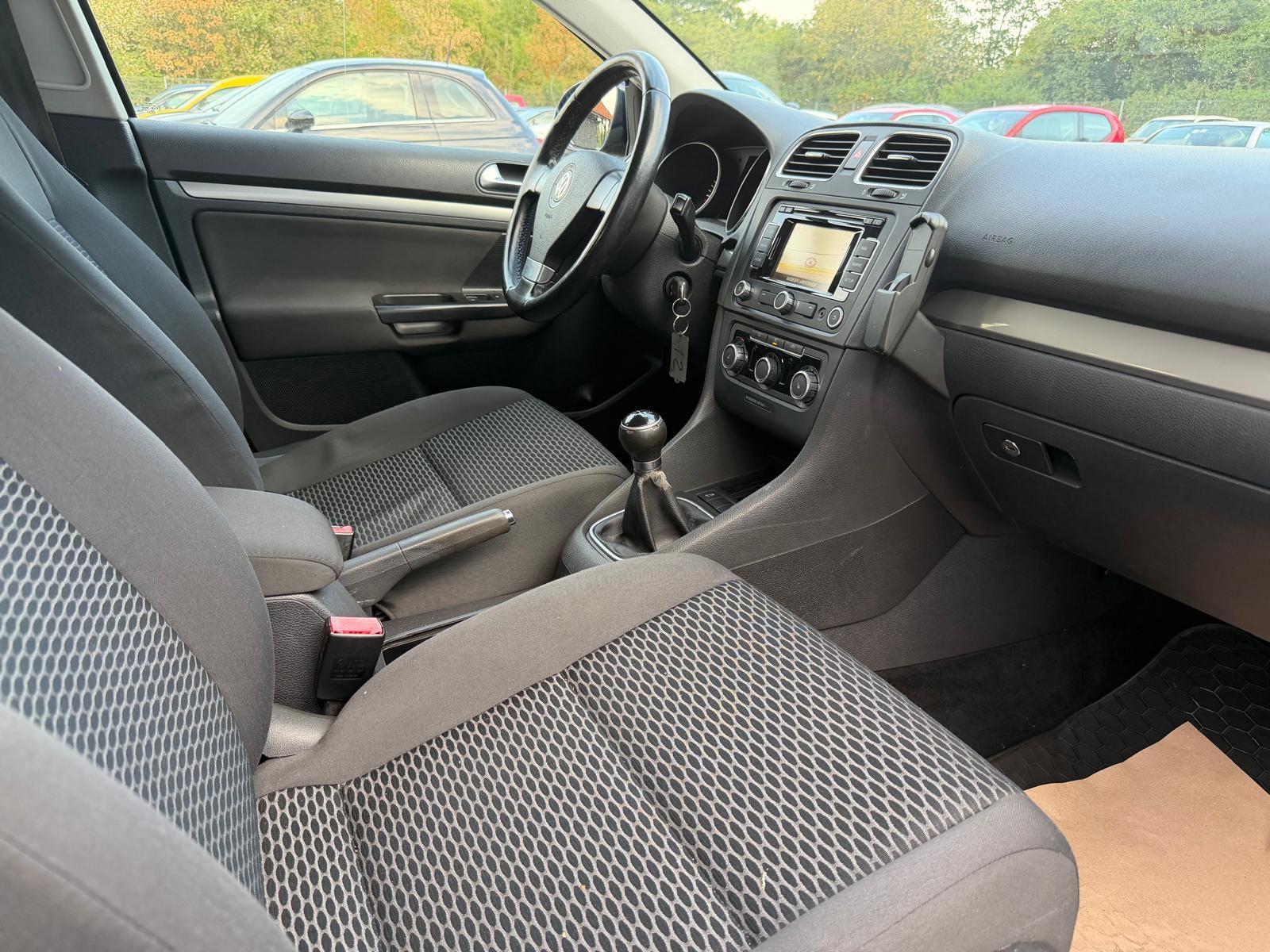 Volkswagen Golf 2010 — photo 8