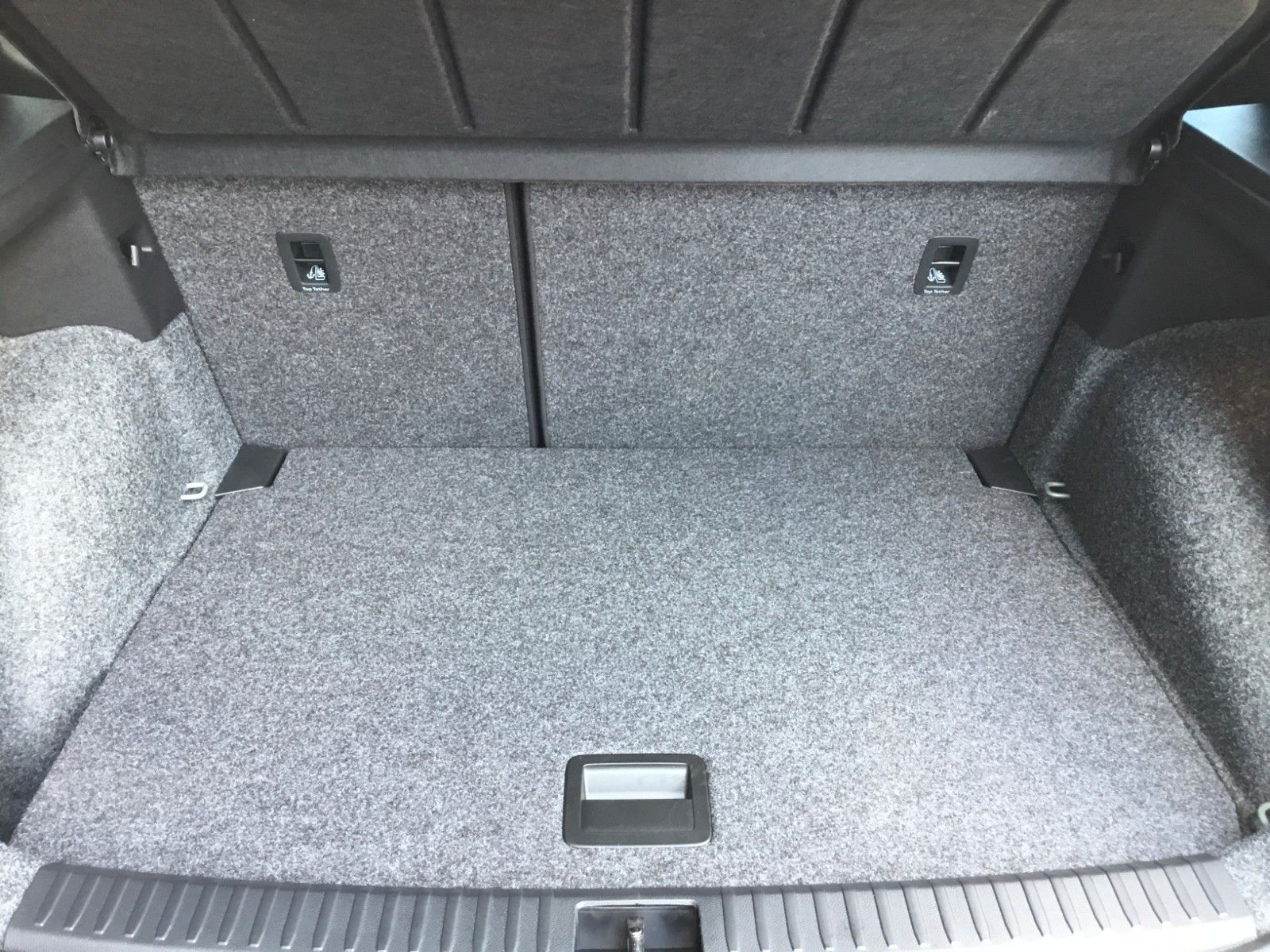 Fahrzeugabbildung SEAT Arona 1.0 TSI Style DSG+AHK+ACC+Navi+Kamera