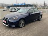 Lexus IS 300h PREMIUM NAVI KAMERA SHZ TEMPOMAT - blaue Lexus IS-Serie