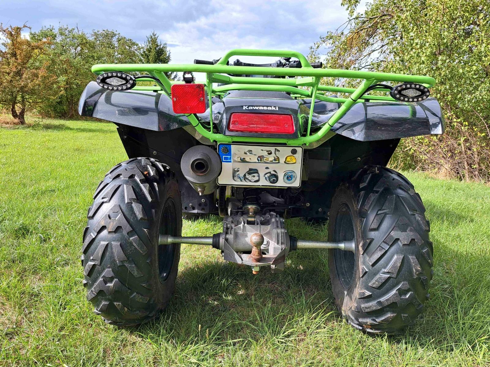 Kawasaki  2010 — двигун 650 cm³, 42 HP (31kW)